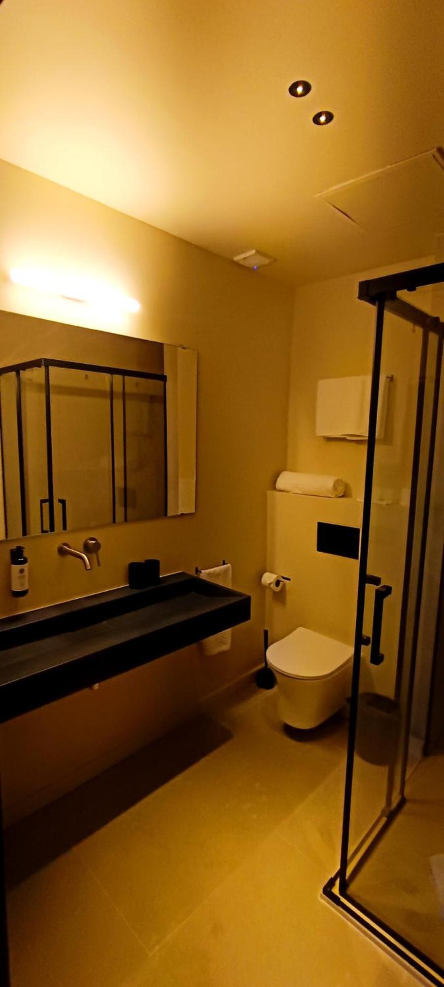 One-Bedroom Apartment Terrace