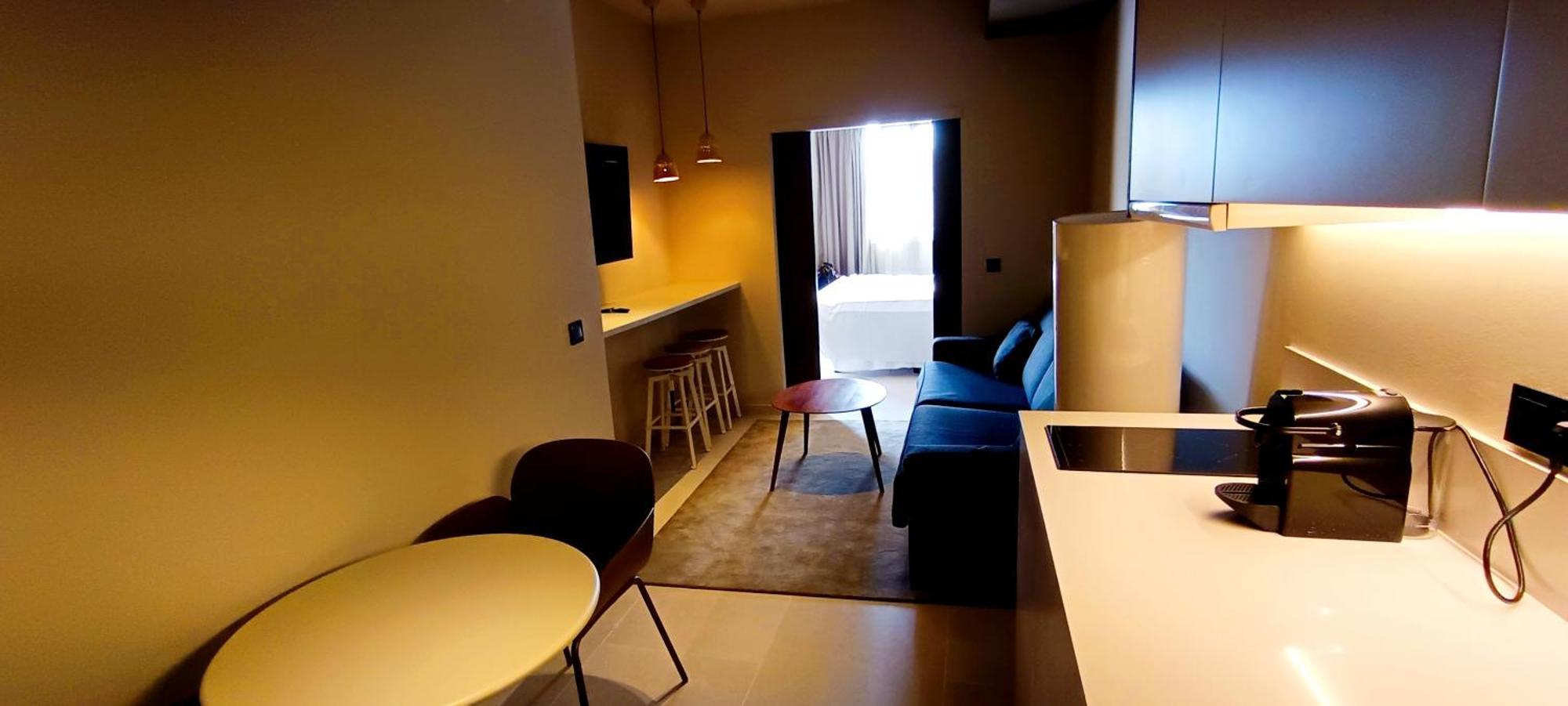 One-Bedroom Apartment Terrace
